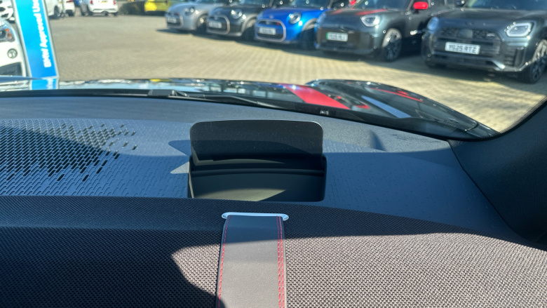 MINI Aceman 135kW E Classic 43kWh 5dr Auto Electric Hatchback